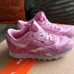 Reebok Kids Sneakers in Pink and White